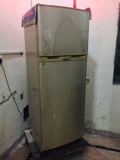 dawlance refrigerator good condition