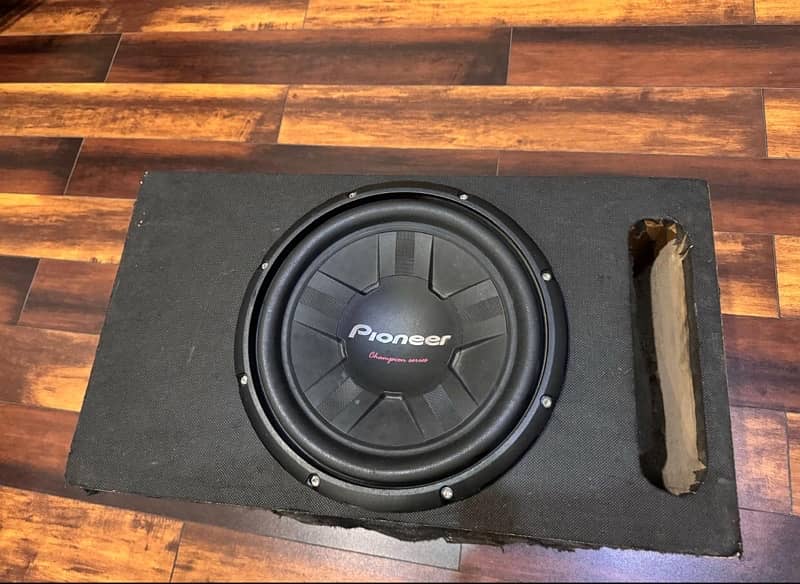 Pioneer D4 Woofer 0