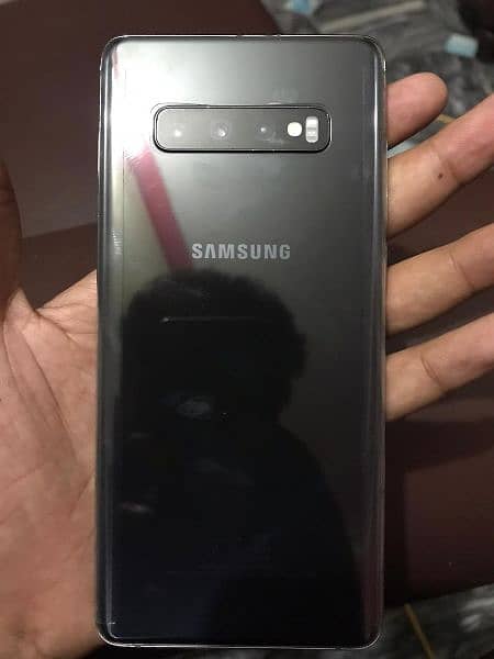 Samsung galaxy S10+ 1