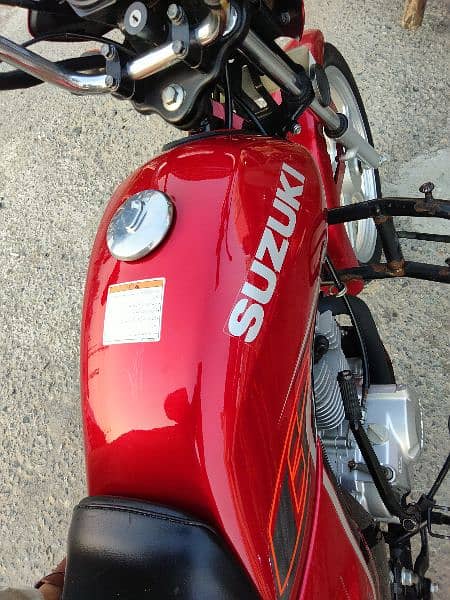 Suzuki bike 110 1