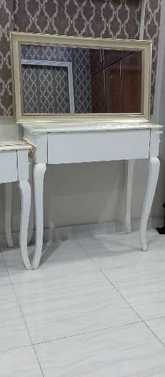 03334046660console with 2 side tables