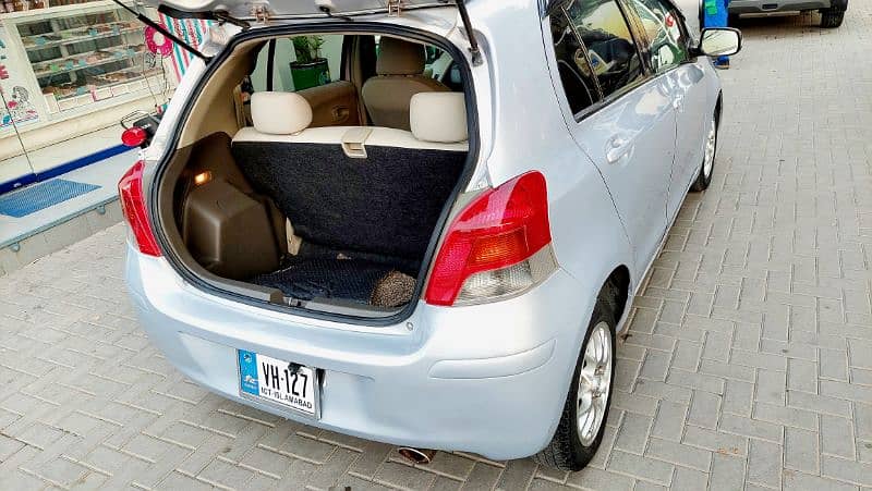 Toyota Vitz 2008 9