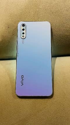 Vivo S1