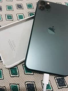 iphone 11 pro max 10 on 9 condition with box