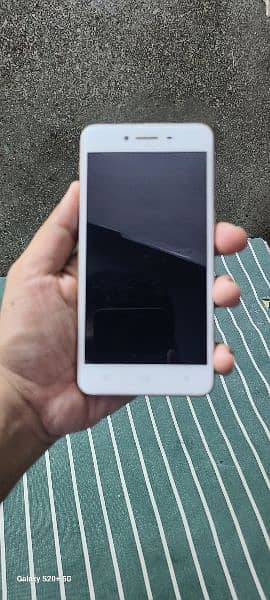 Oppo A37 | 2gb/16gb | official PTA with box 1