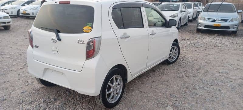 Daihatsu Mira 2012 6