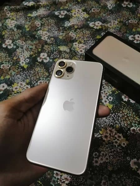 iPhone 11 Pro all okay 8