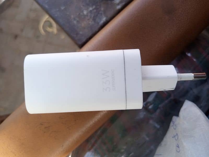 Oppo charger 33 wat original box wala 03129572280 2