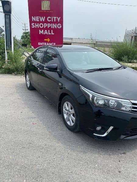 Toyota Corolla Altis 2017 4