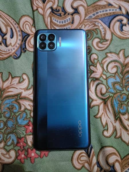 Oppo F17 Pro 4