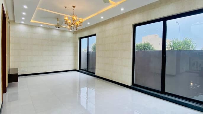 10 Marla Lavish Upper Portion On Top Location For Rent in DHA Phase 5 Lahore 0