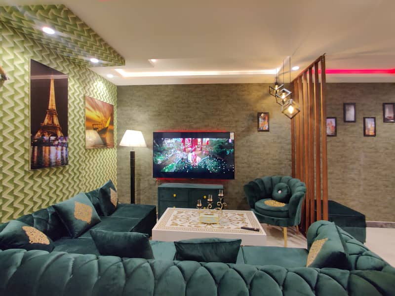 1 Bedroom VIP Full furnish flat per day available in Bahria town Lahore 11