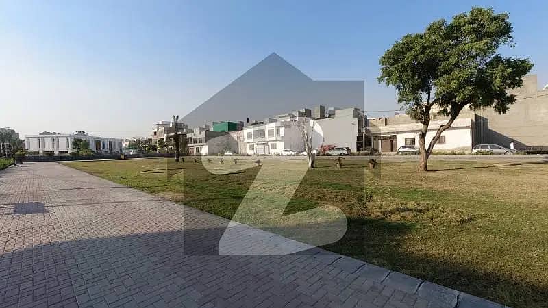 400 Sq. Yd PLOT FOR SALE - MAIN 200 Ft ROAD FACING LOCATION PLOT 2