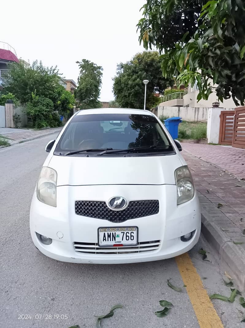 Toyota Vitz 2005 3