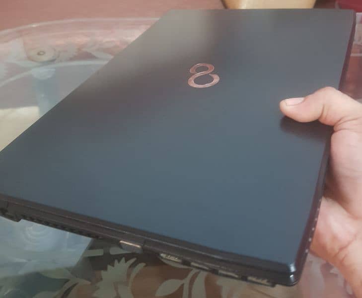 Fujitsu lifebook-A544   i3-4th generation. .  8GB RAM . 128GB SSD 10