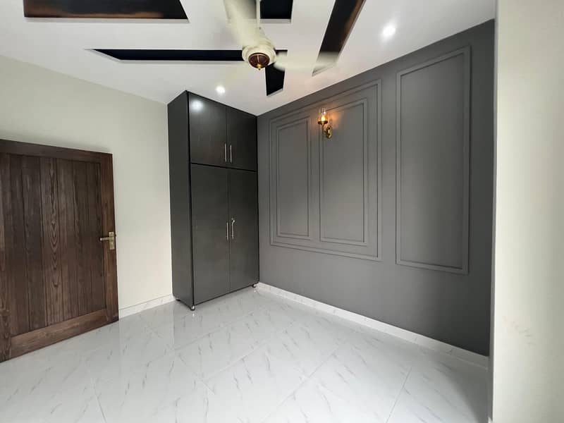 3 Marla Very Beautiful Modern House For Sale Hottest Location In Shadab Garden Ferozpur Road Lahore Near Pak Arab/Allied Brothers 17