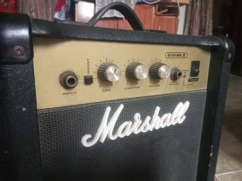 Original MARSHALL amp MG10G 3