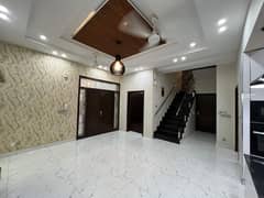 10 marla brand new house Available for sale in ghulbahar block bahria town lahore 0