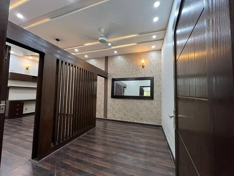 10 marla brand new house Available for sale in ghulbahar block bahria town lahore 10