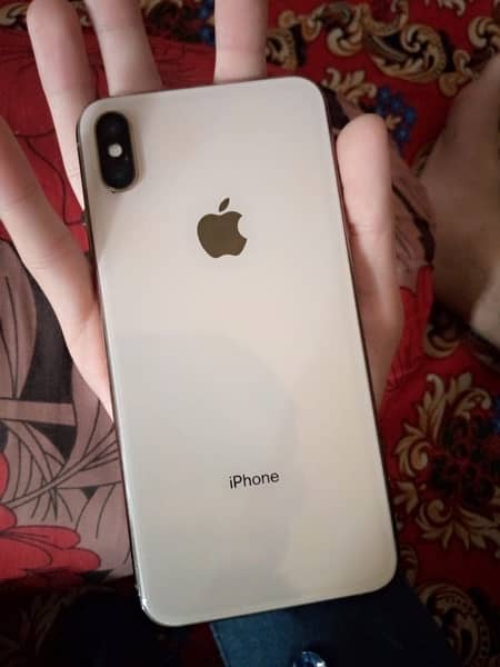 IPhone X max pta aproved Golden colour 10 by 10 condition 82 battery 8