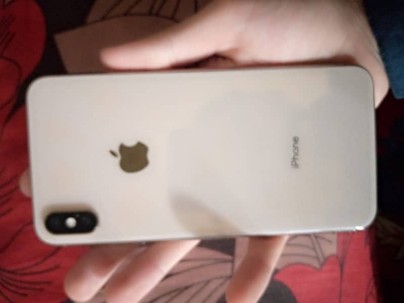 IPhone X max pta aproved Golden colour 10 by 10 condition 82 battery 9