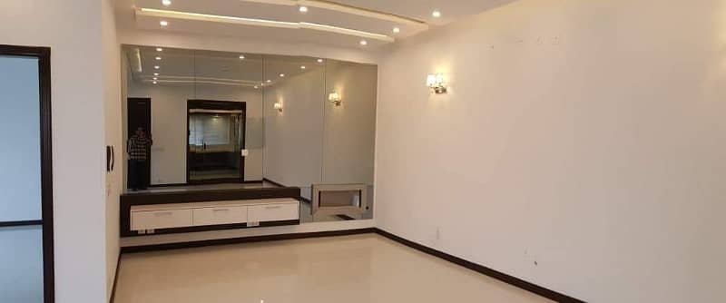 8 Marla Full House Available For Rent In Sector B Bahria Town Lahore 0