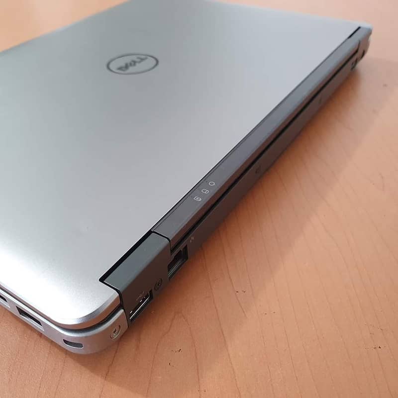 i7-4th Generation Laptop | 4/128 SSD M2 (2GB Graphic card) 3