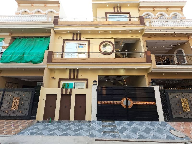 5 MARLA BRAND NEW HOUSE FOR SALE AT THE HEART OF LAHORE (ARCHITECT SOCIETY NEAR UCP) 0