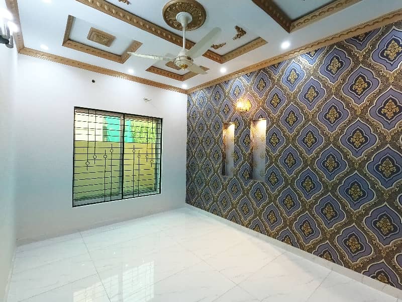 5 MARLA BRAND NEW HOUSE FOR SALE AT THE HEART OF LAHORE (ARCHITECT SOCIETY NEAR UCP) 8