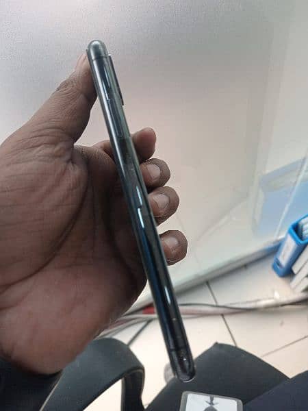 iphone x 64 gb pta approved 3