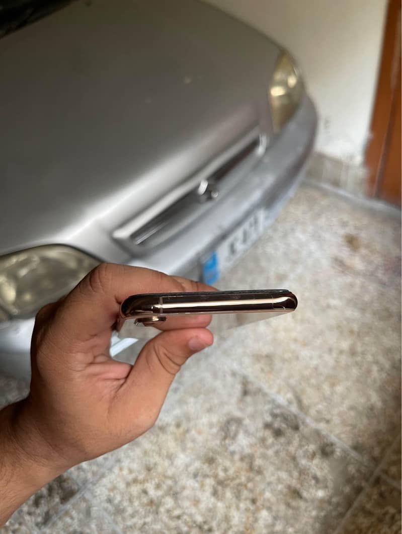 Iphone xs Dual PTA approved 4