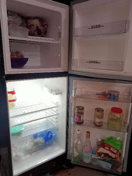 fridge for sell dawlance 3