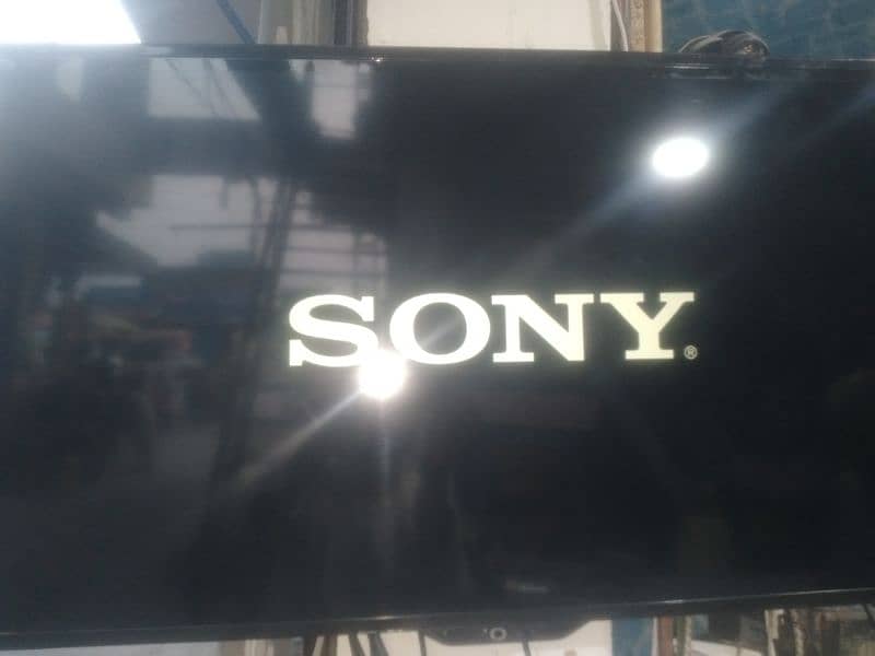 42" Led tv sony with warrenty for sell 03005082.710 0