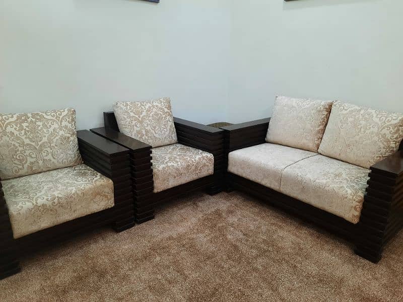 7 seater sofa set 0