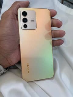 Vivo V23 5G   12+8Gb ram 256 Storage