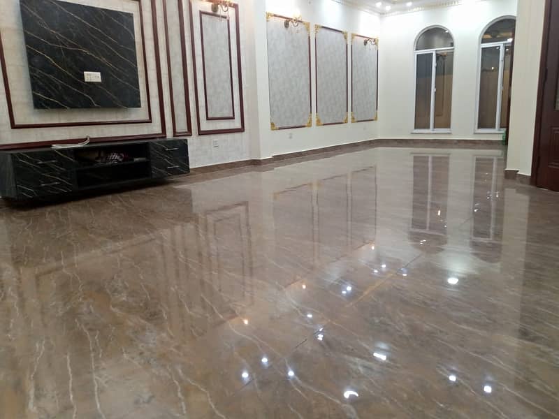 Brand New 8 Marla Beautiful House For Sale In Umar Block, Sector B, Bahria Town, Lahore 2