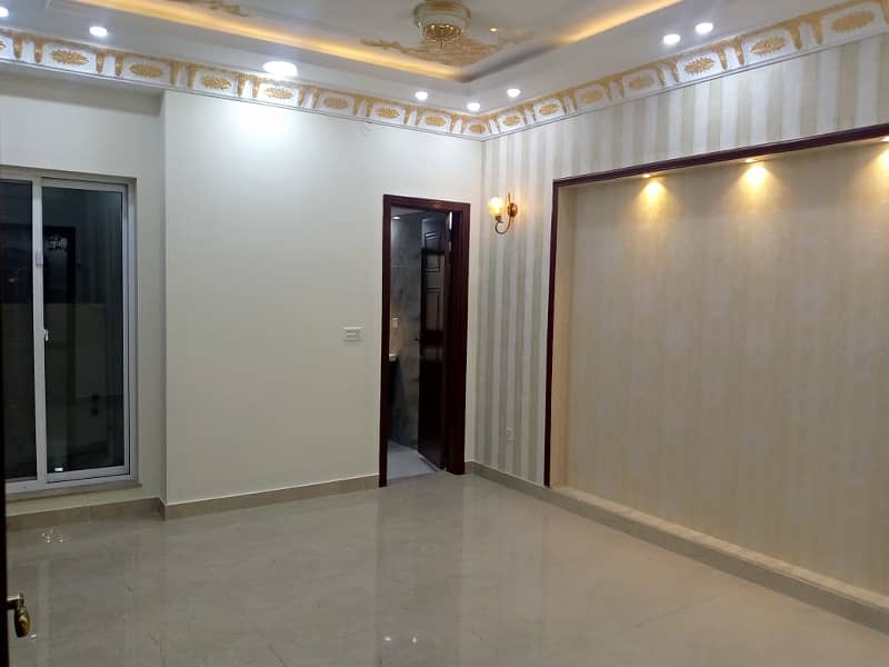 Brand New 8 Marla Beautiful House For Sale In Umar Block, Sector B, Bahria Town, Lahore 5