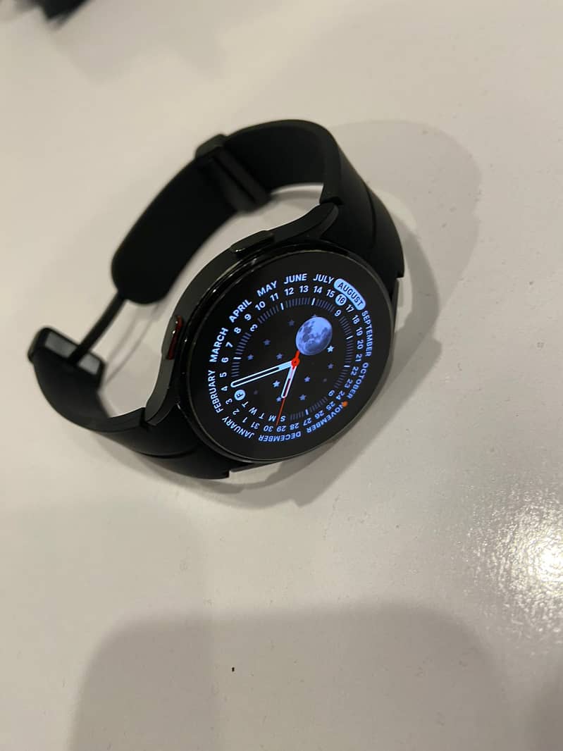 Samsung Galaxy watch 4 44mm Black with Box 3 Extra Straps 1