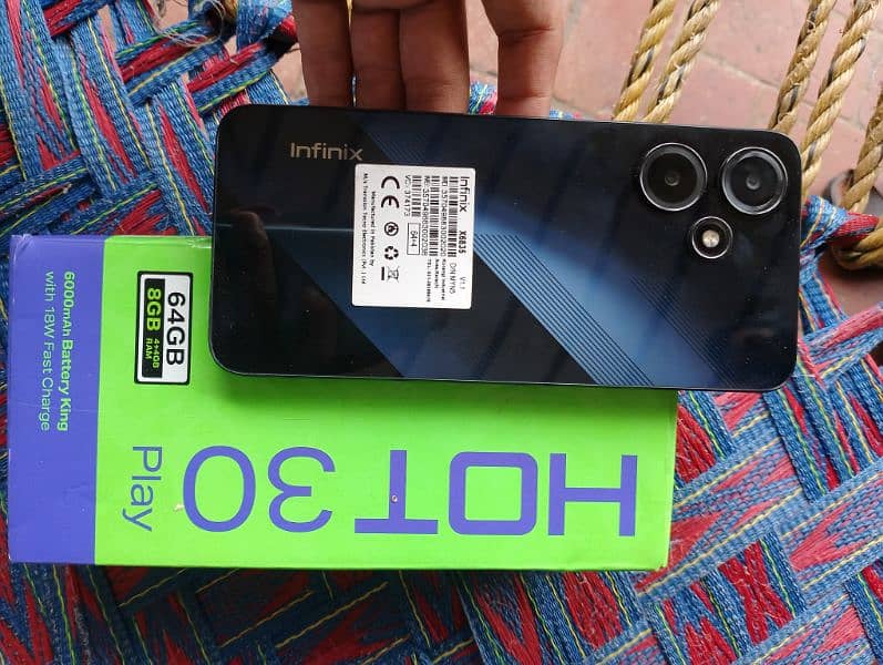 Infinix Hot 30 play 8/64 0