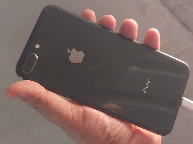 Iphone 8 plus 64 PTA Aproved 10