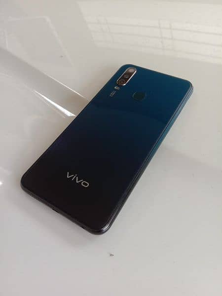 vivo y17.6/128GB pta approved 1