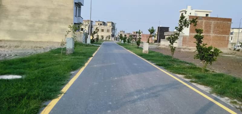 5 Marla Full Paid Plot For Sale In Platinum Block Park View City Lahore 0