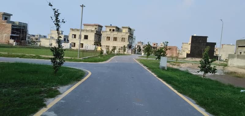 5 Marla Full Paid Plot For Sale In Platinum Block Park View City Lahore 3