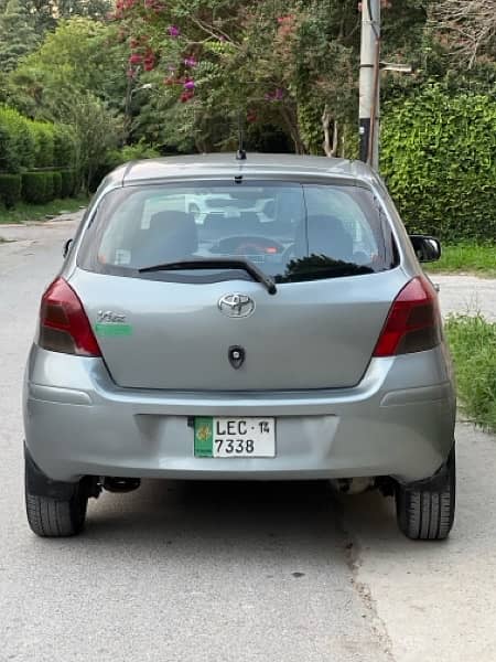 Toyota Vitz 2010 4