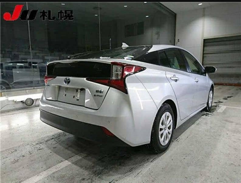 Verifiable 4 Grade Toyota Prius S Touring 2021 / 2024 3