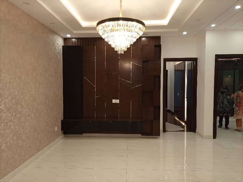 10 MARLA BRAND NEW HOUSE FOR RENT IN PARAGON CITY 12