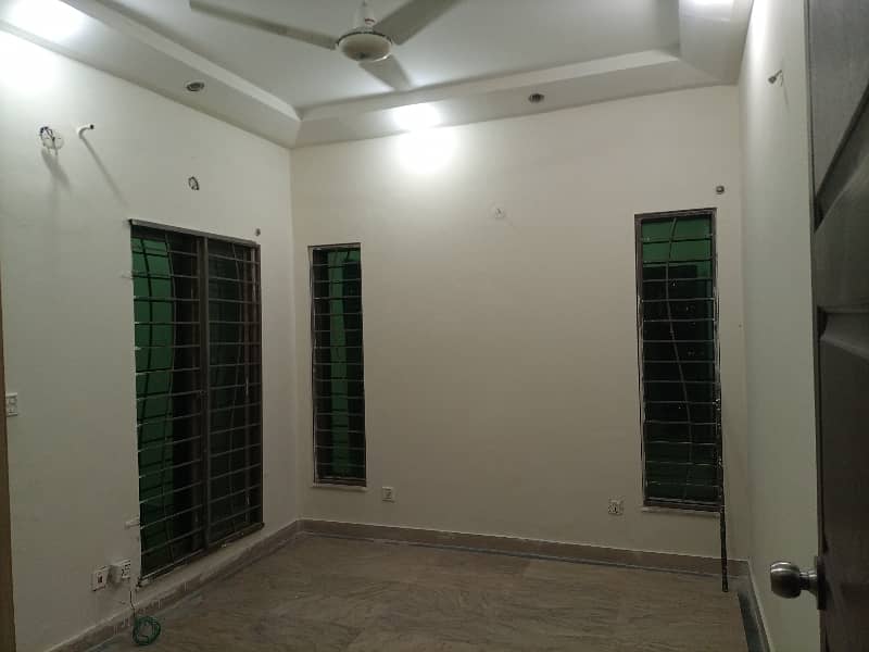 BEAUTIFUL HOUSE FOR RENT IN PARAGON CITY LAHORE 12