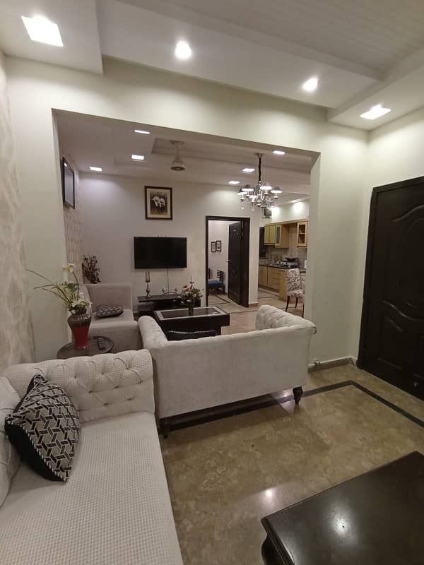 7 MARLA FULLY FURNISHED HOUSE FOR RENT IN PARAGON CITY 20