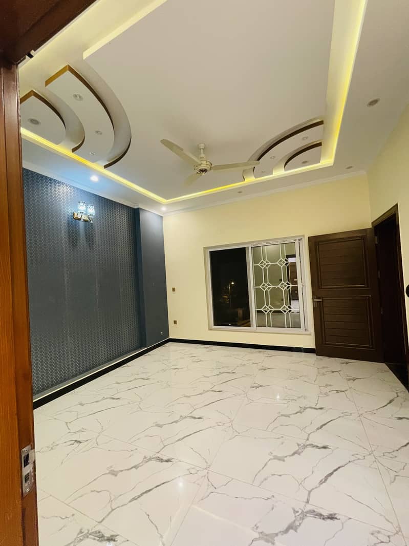 7 marla good condition lavish house for rent in abubakar block bahria town phase 8 9