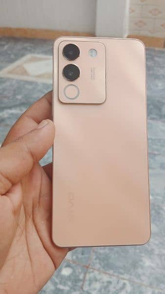 Vivo v29e 5G Gold Complete Box 1